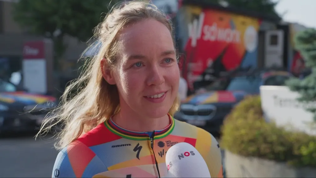 Van der Breggen takes confidence from Vuelta and Giro, aims for a Dutch top-five in the Tour