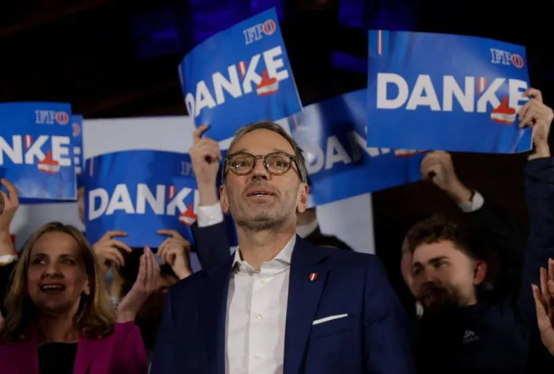 Austria: Ruling Coalition Follows the Lead of Its German Counterparts
