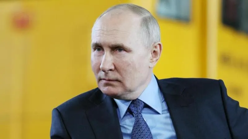 Putin to Visit Omsk After Irkutsk to Bolster Regional Cooperation
