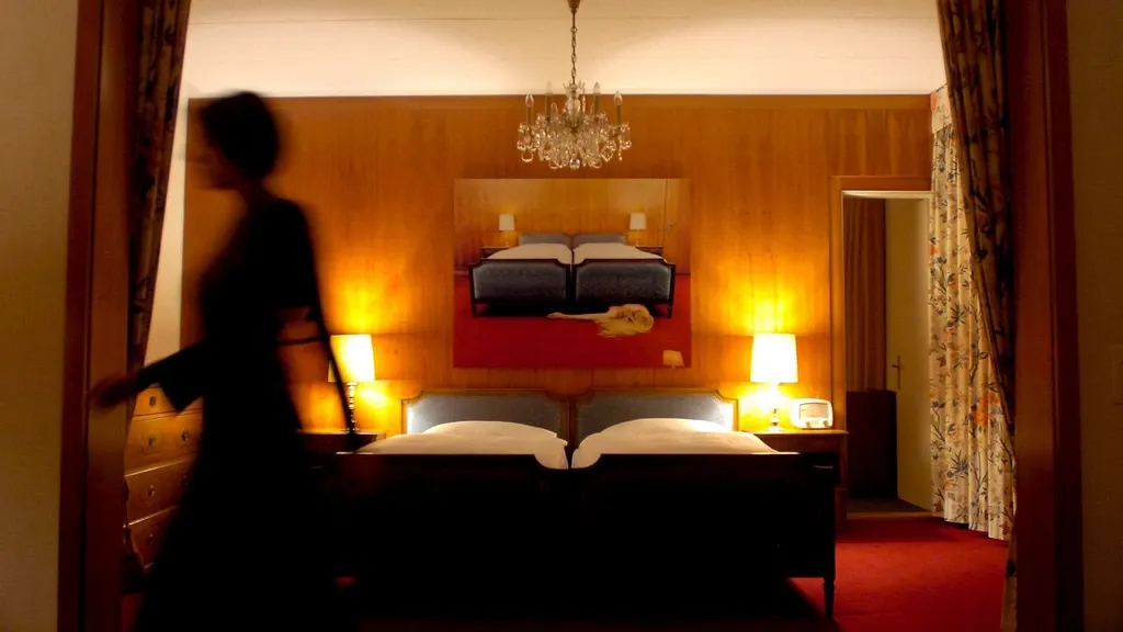 Self check-in at hotels becoming more common: 'You can ask questions via chat'
